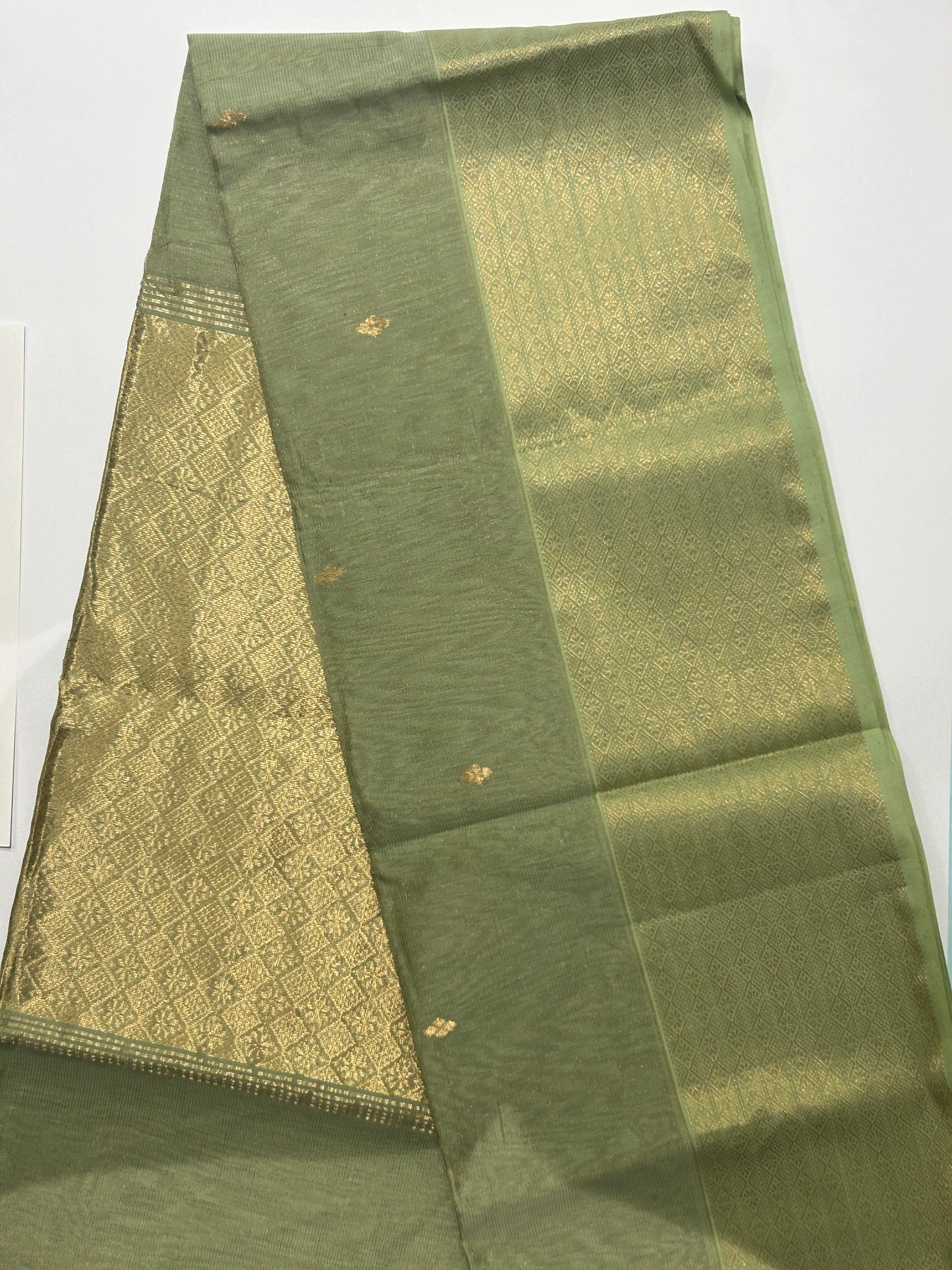 Maheshwari Tissue Pure Silk Sarees SPT115