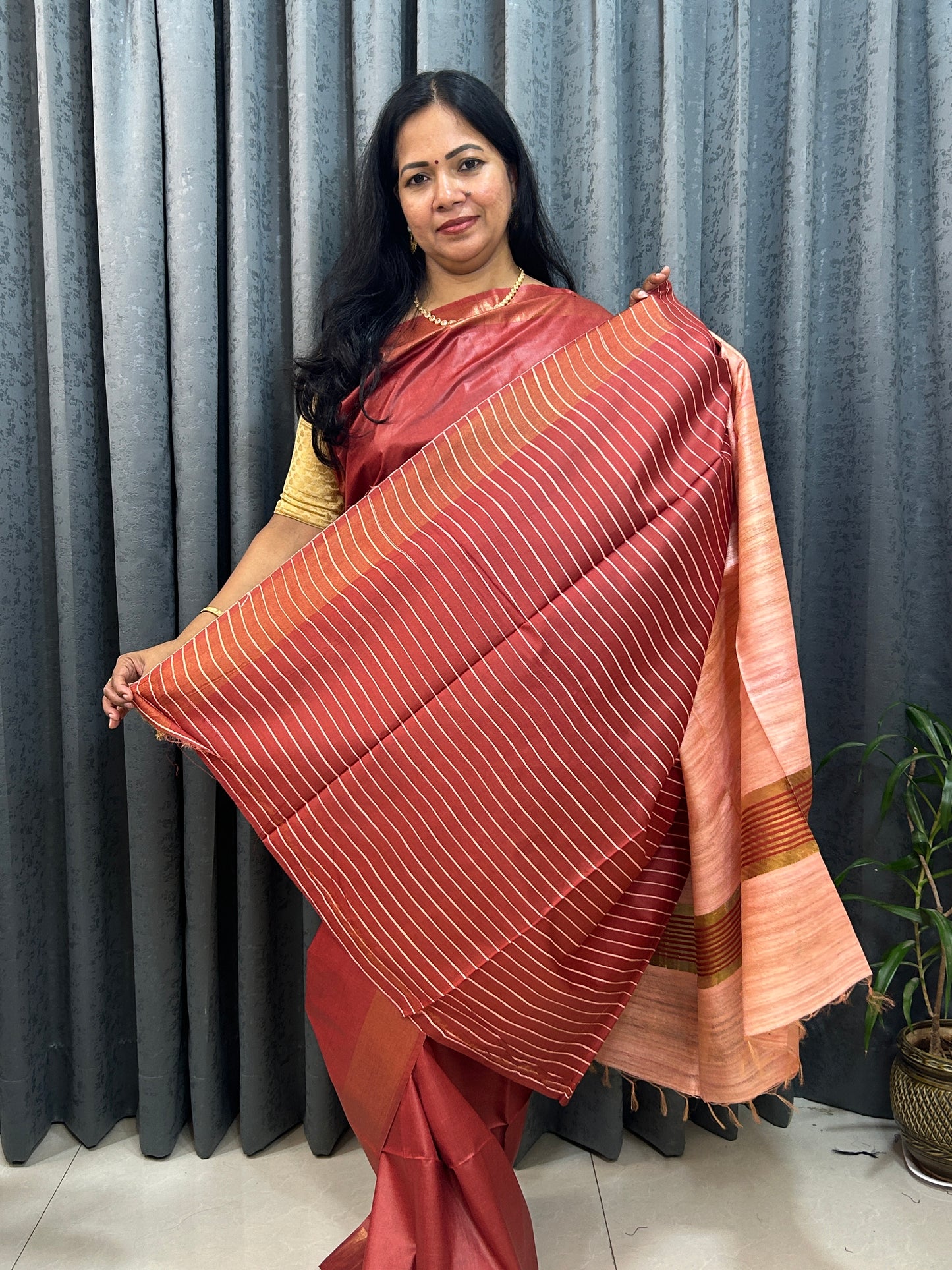 Maroon- Peach color Bafta Pure Silk with Geecha Pallu SPS114