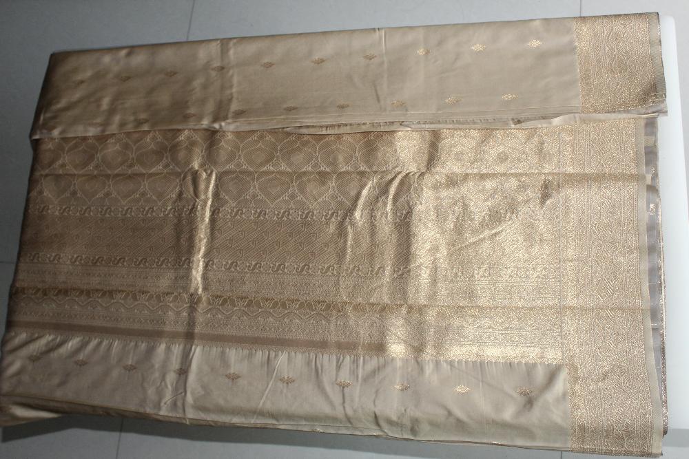 Beige Semi Silk Kanchipuram Saree with Blouse Piece SSS104